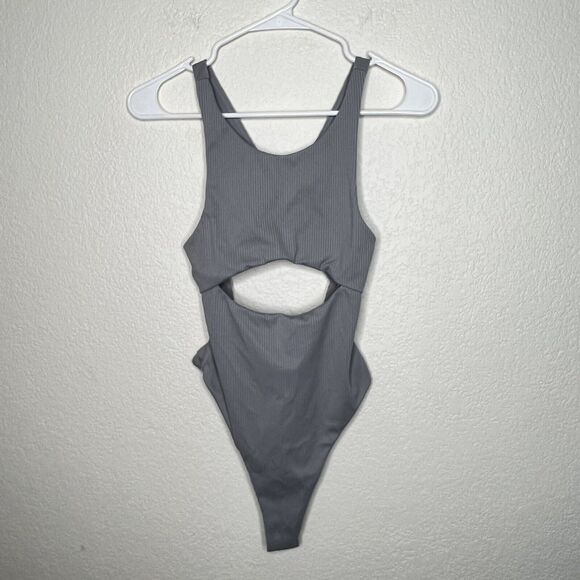 FOR LOVE & LEMONS Ribbed Cutout Bodysuit Grey Keyhole Thong Sexy Size Small R23 - Picture 3 of 6
